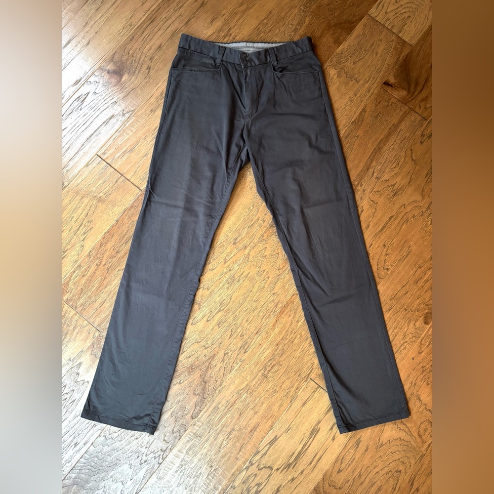 Calvin Klein Men's Charcoal Chinos 30/32